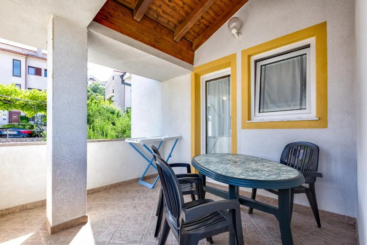 Apartments With A Parking Space Mali Lošinj Kroatien
