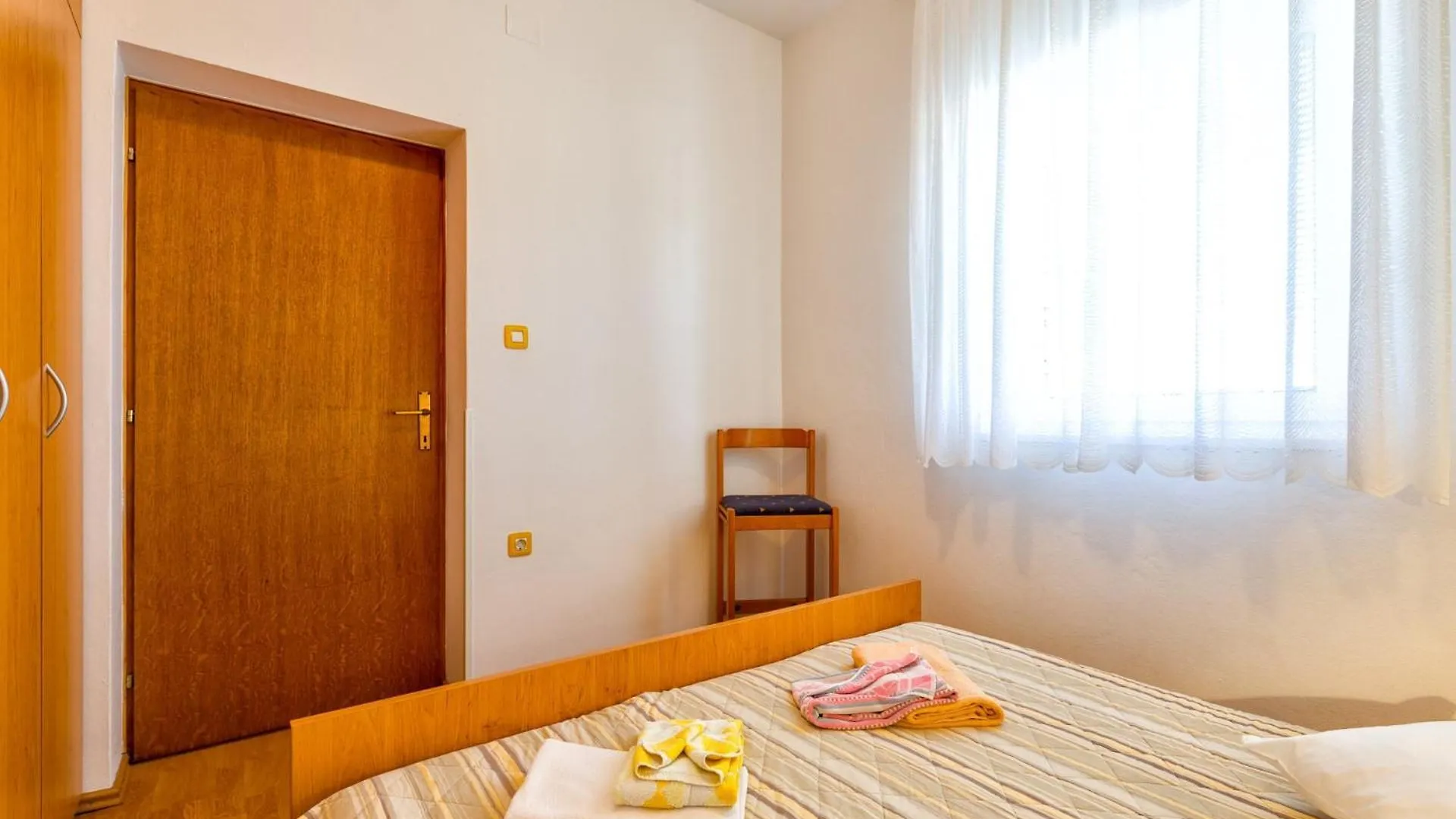 Apartments With A Parking Space Mali Lošinj